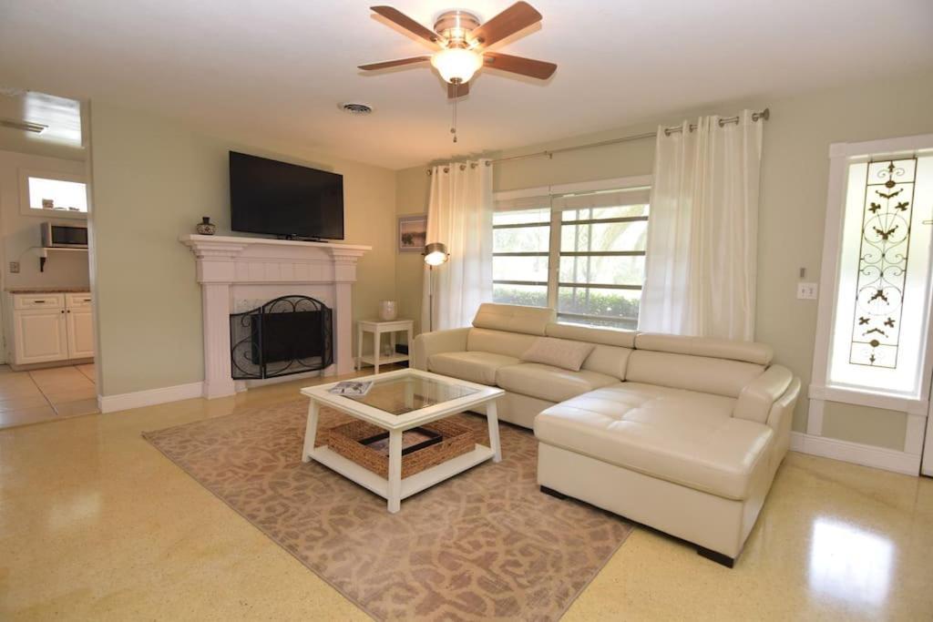 Rowena House 2Bd Den 2Bth Heated Pool Near Siesta Key Villa Сарасота Екстериор снимка