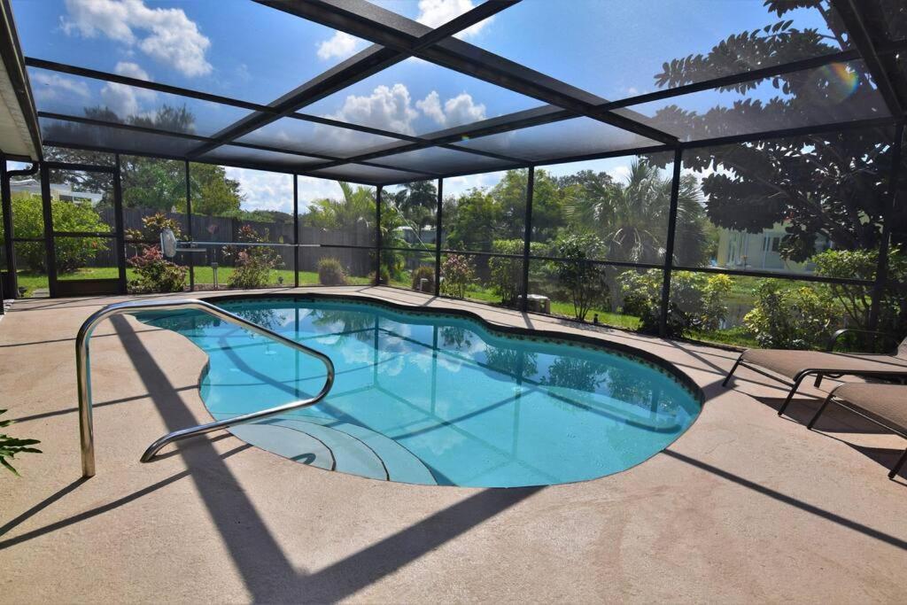 Rowena House 2Bd Den 2Bth Heated Pool Near Siesta Key Villa Сарасота Екстериор снимка