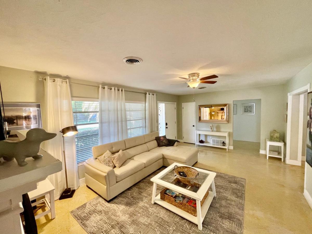Rowena House 2Bd Den 2Bth Heated Pool Near Siesta Key Villa Сарасота Екстериор снимка