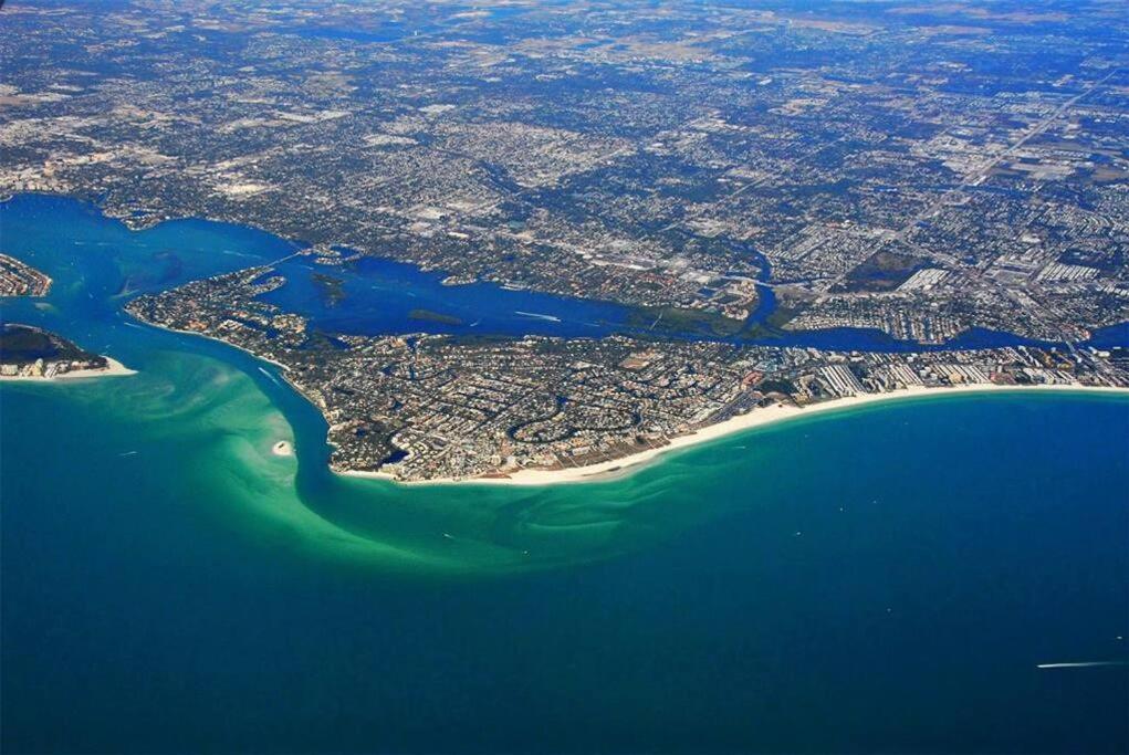Rowena House 2Bd Den 2Bth Heated Pool Near Siesta Key Villa Сарасота Екстериор снимка