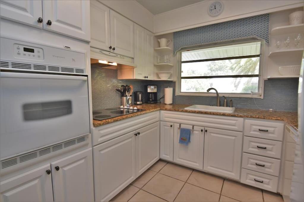 Rowena House 2Bd Den 2Bth Heated Pool Near Siesta Key Villa Сарасота Екстериор снимка