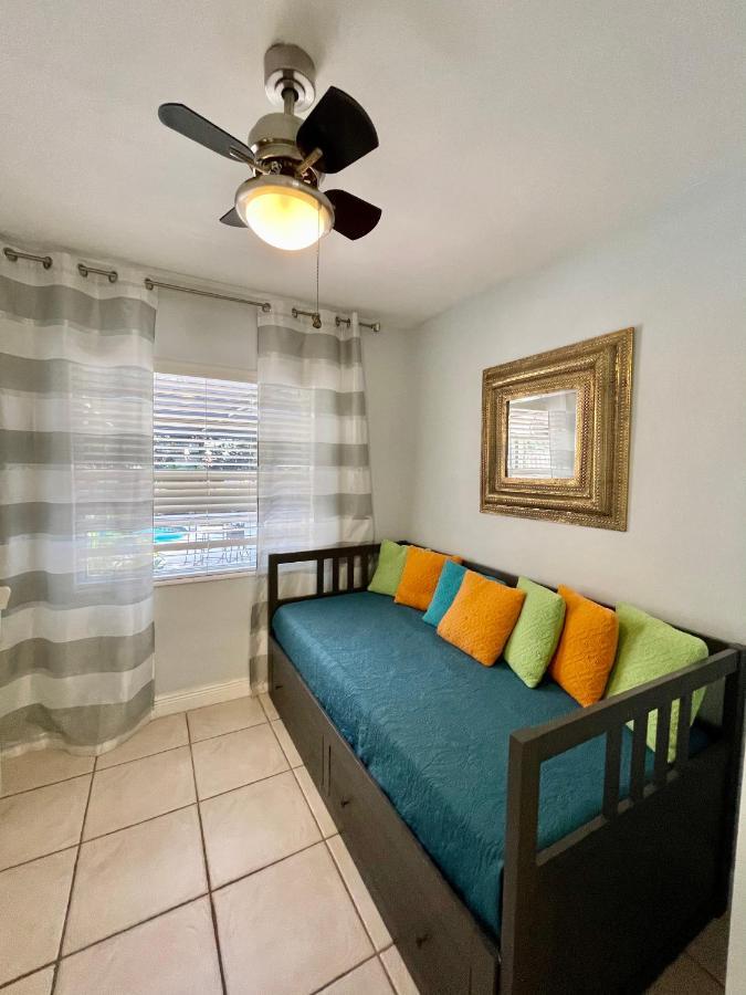 Rowena House 2Bd Den 2Bth Heated Pool Near Siesta Key Villa Сарасота Екстериор снимка