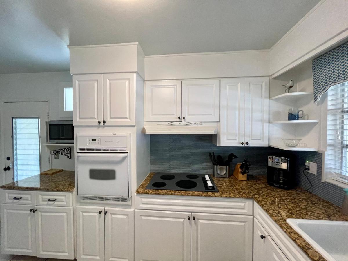 Rowena House 2Bd Den 2Bth Heated Pool Near Siesta Key Villa Сарасота Екстериор снимка